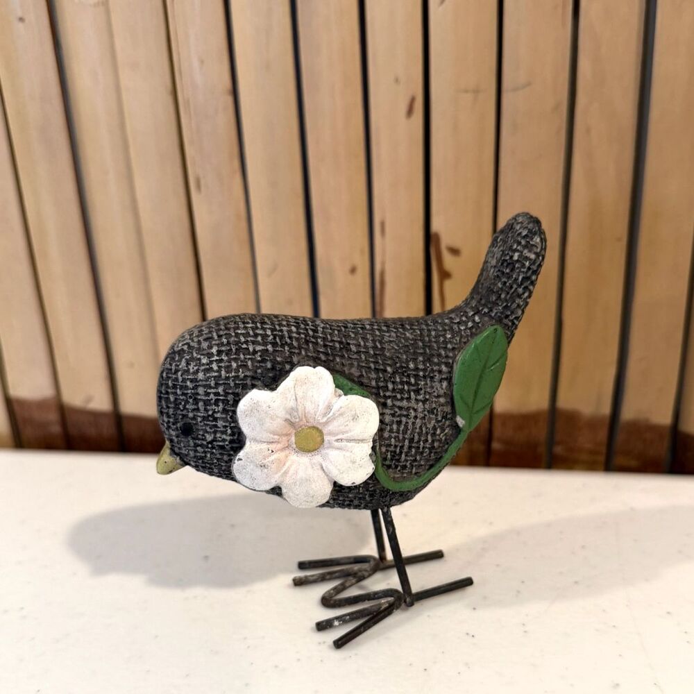 Rustic Metal Bird Figurine Flower Accent Primitive Farmhouse Decor Small Statue